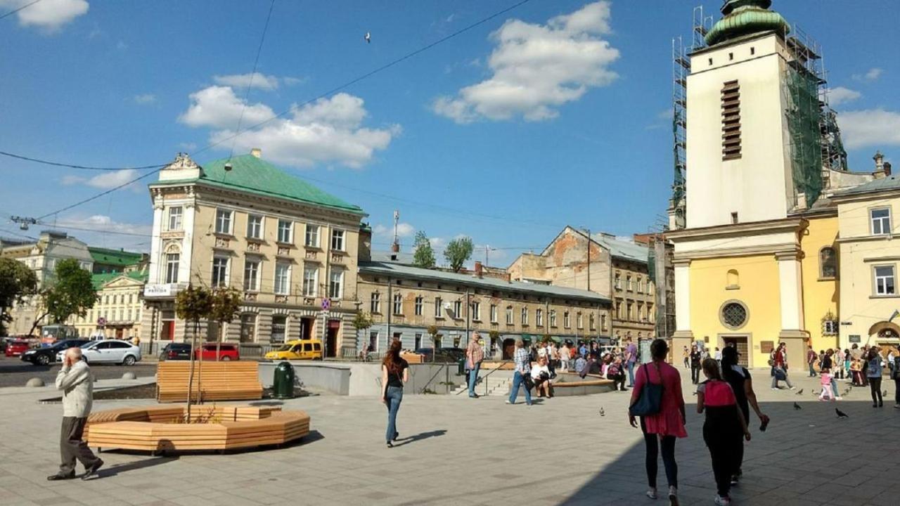 Apartment On Filatova 10/1 Lviv Exterior photo